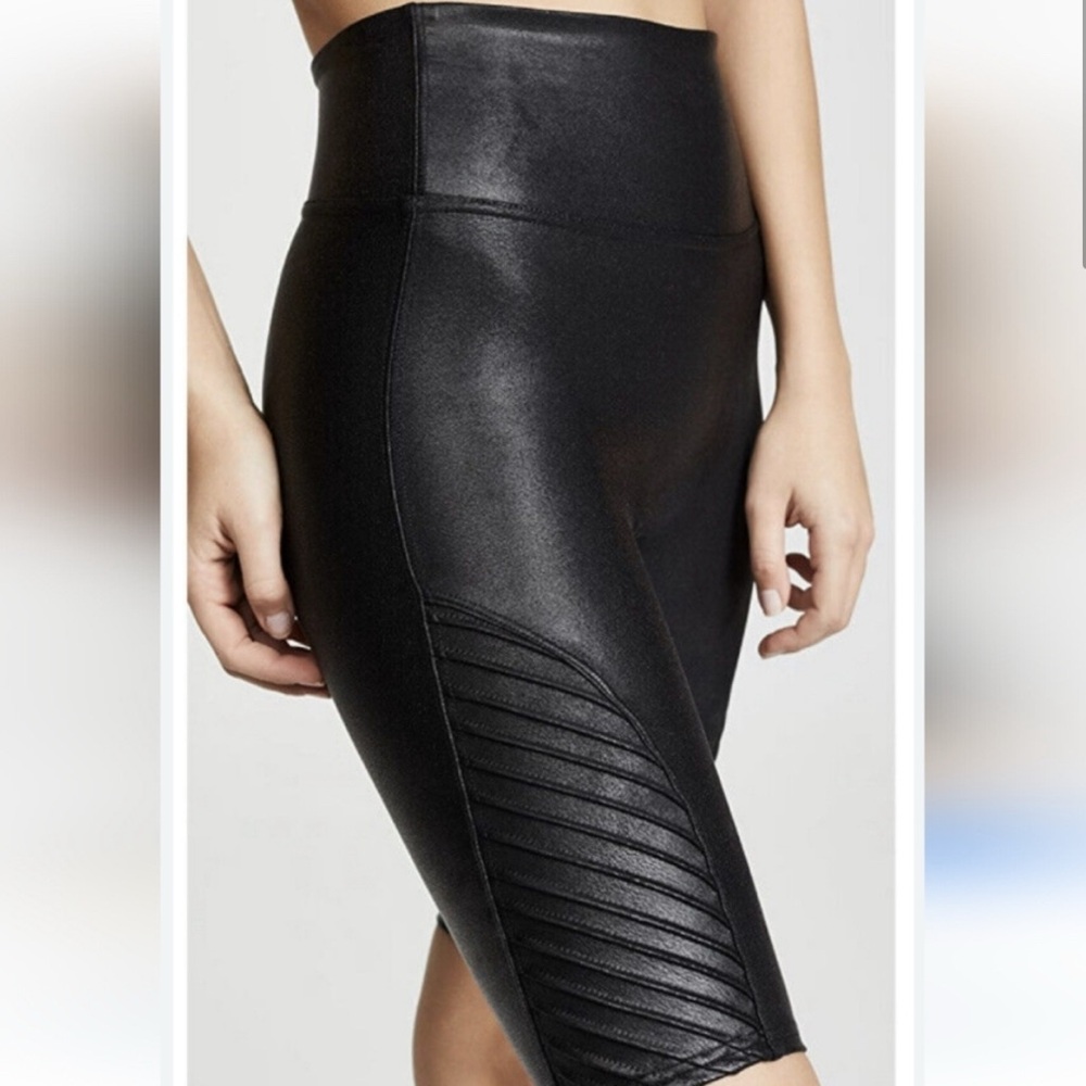 SPANX Faux leather black metallic ribbed shorts